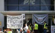 Съдът в Нови Сад върна делото за трагедията на гарата, при която загинаха 16 души