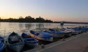 Чистят пристанището на Созопол за начало на летния сезон