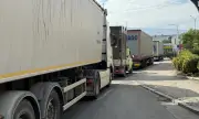 ИПБ: Три турски ТИР-а дерибействат от Враца до София със 120 км/ч. Къде е държавата?"