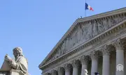 Френският парламент приема окончателно закон срещу чуждото влияние