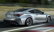 Lexus изоставя най-яркия си модел