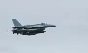 Вторият изтребител F-16 кацна в авиобаза „Граф Игнатиево“