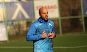 Търсят отбор в чужбина на Николай Михайлов