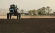 Българските земеделци скочиха срещу вдигането на митата върху торовете от Русия и Беларус