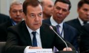 Медведев: Украйна показва мускули
