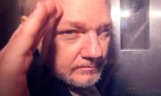 Поискаха ареста на Джулиан Асандж
