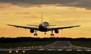 Забавянията и отмяната на полети заради глобалния ИТ срив ще продължат и през уикенда