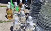 Полицията разкри нелегален цех за производство на водка, мастика и ракия в Софийско 