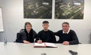 Официално: Българин подписа нов договор с Шалке
