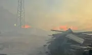Пожарът край Дамяница и Левуново се разраства заради силния вятър