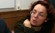 Румяна Коларова: С вота БСП иска да „се върне в играта“