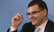 Дянков: Не взимаме бонуси от 20 - 30 хил лв
