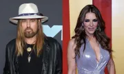 ������ �������� ����� � ���� ��� ������ �� �������