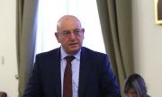 Емил Димитров: Борисов отговаря за цяла държава, а Радев отговаря за съпругата си