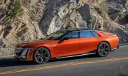 Cadillac предизвиква Rolls-Royce