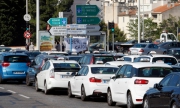 Таксиметровите шофьори във Франция стачкуват срещу Uber
