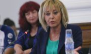 Манолова: Къде са парите от повишената цена на водата?