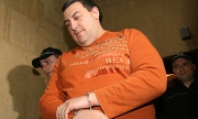 Снегът отложи временно „Килърите“