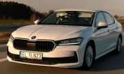   3  :  Skoda Superb  2 800    