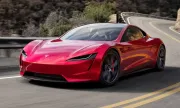 ������ Tesla ������ ������ �������� �� 50 ������ ������ �� ������� �� ��������������� Roadster