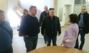Красимир Каракачанов дари кръв за пострадалите в Хитрино