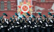 Тълпа от желаещи от цял свят за „парада на самоубийците“ в Москва