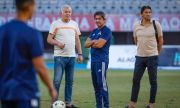 Футболист на Левски се насочва към изхода, Наско Сираков започва нови преговори с друг