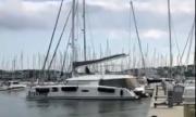 Морето засмука лодките от пристанището в Измир