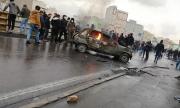И в Иран замирисва на революция