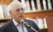 Велизар Енчев пред ФАКТИ: Киселова посече референдума за еврото, за да запази стола си