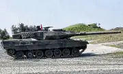 Плененият в Украйна немски танк Leopard 2A6 вече е в Москва ВИДЕО