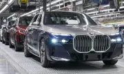 BMW инвестира милиони в боядисване на автомобили