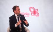 Премиерът на Словакия подаде оставка