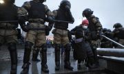Захариева осъди арестите на протестите за Навални