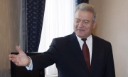 Марин пускал всяка втора молба за гражданство