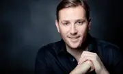 Обичаният актьор Христо Пъдев ще бъде водещ на финала на ТОП 10 Български танцов фолклор