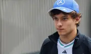 Кими Антонели изпитва трудности заради технически пропуски на „Мерцедес“