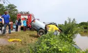 Семейство с четири деца загина на дъното на река ВИДЕО