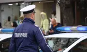 13-годишен подкара мотопед без каска в Ботевградско, глобиха баща му