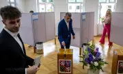 Чешката опозиция може да има повече депутати от управляващите днес