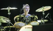    Pearl Jam    30 