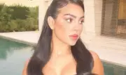 Формите на Джорджина предизвикаха фурор в Instagram
