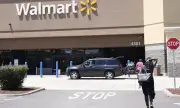 Снимка Тръмп критикува Walmart за покачващите се цени поради митата