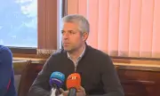 Кметът на Варна Благомир Коцев от „Продължаваме промяната“  е задържан. Белезници и за общински съветници
