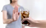 Диетичните безалкохолни напитки увреждат мозъка