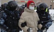 Стотици арестувани в Русия (СНИМКИ)