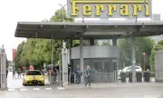 Ferrari разучава суперседана на Xiaomi в собствената си фабрика