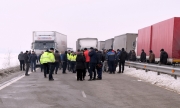 Митов проведе телефонен разговор с румънския си колега