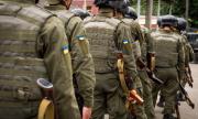 Украйна прехвърля войски край Азовско море