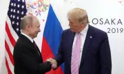 Путин се намира опасно близо до това да изгори златния мост, който Тръмп му построи
